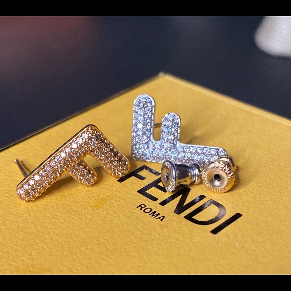 FENDI Crystal embellished F Pendant gold and silver-toned earrings 🔥😍 NEW